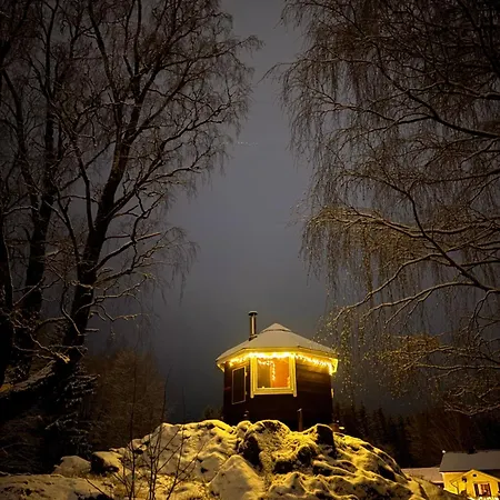 Old Retreat With Jacuzzi And Sauna