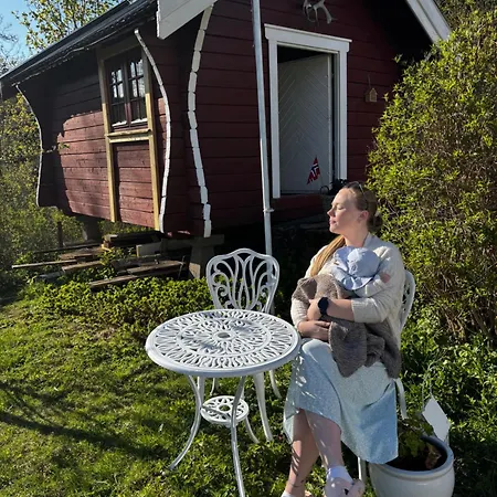 1850 Old Farmhouse Retreat With Jacuzzi And Sauna * Eidsvoll