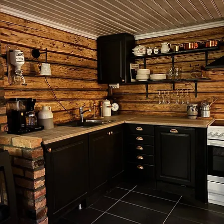 1850 Old Farmhouse Retreat With Jacuzzi And Sauna Holiday home