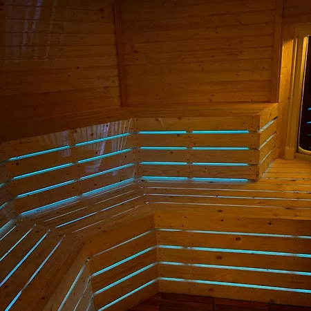 Holiday home 1850 Old Farmhouse Retreat With Jacuzzi And Sauna Eidsvoll