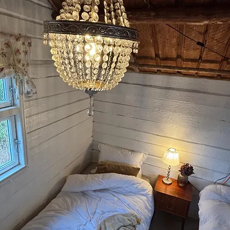 1850 Old Farmhouse Retreat With Jacuzzi And Sauna * Eidsvoll