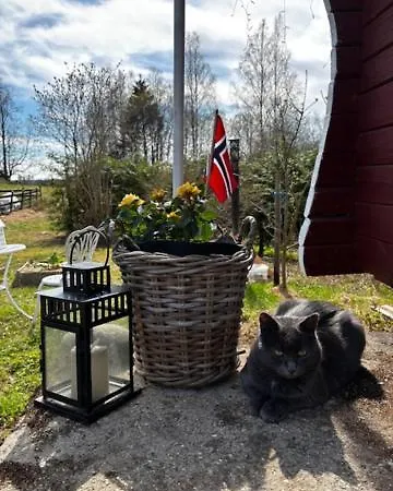 1850 Old Farmhouse Retreat With Jacuzzi And Sauna Holiday home Eidsvoll