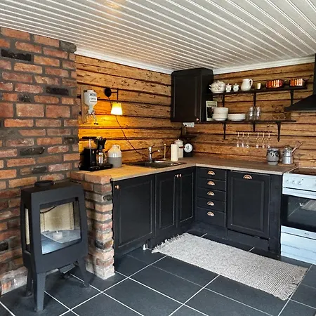 1850 Old Farmhouse Retreat With Jacuzzi And Sauna Eidsvoll