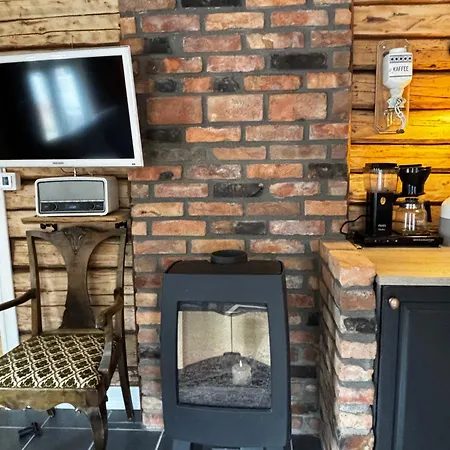 1850 Old Farmhouse Retreat With Jacuzzi And Sauna