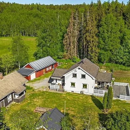1850 Old Farmhouse Retreat With Jacuzzi And Sauna *