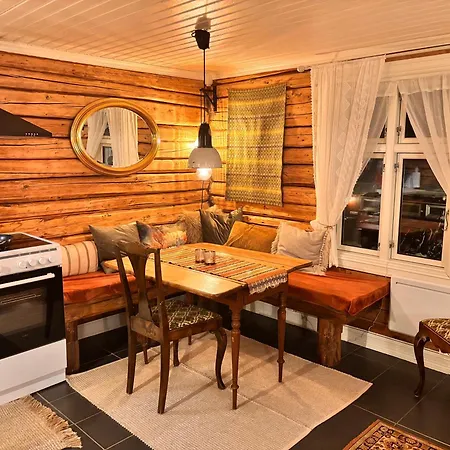 別荘 Old Retreat With Jacuzzi And Sauna