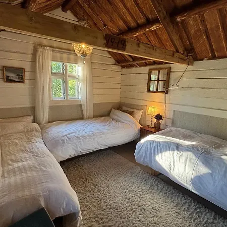 Old Retreat With Jacuzzi And Sauna * Eidsvoll