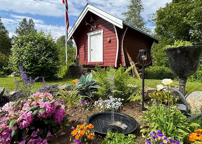 Old Retreat With Jacuzzi And Sauna Eidsvoll