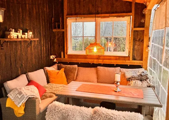 Old Retreat With Jacuzzi And Sauna *