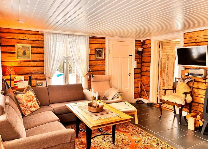 Old Retreat With Jacuzzi And Sauna