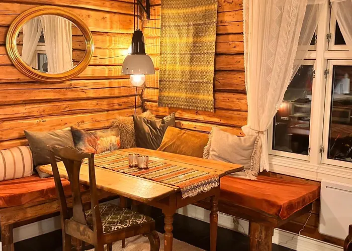 Old Retreat With Jacuzzi And Sauna