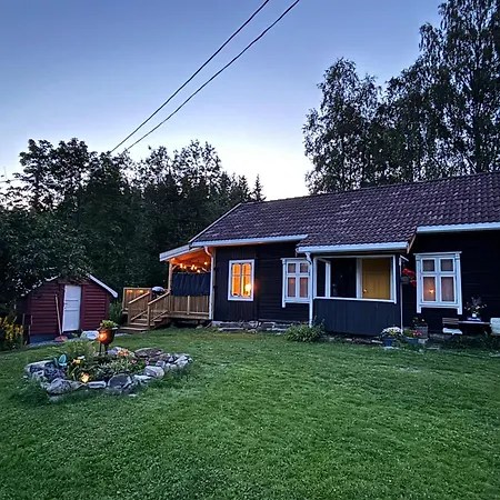 Old Retreat With Jacuzzi And Sauna