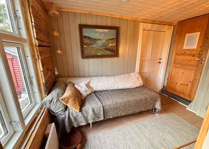 Old Retreat With Jacuzzi And Sauna Eidsvoll